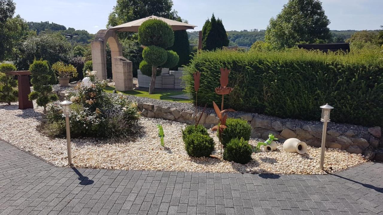 Hotel Garni Am Schloss Kottenheim Εξωτερικό φωτογραφία